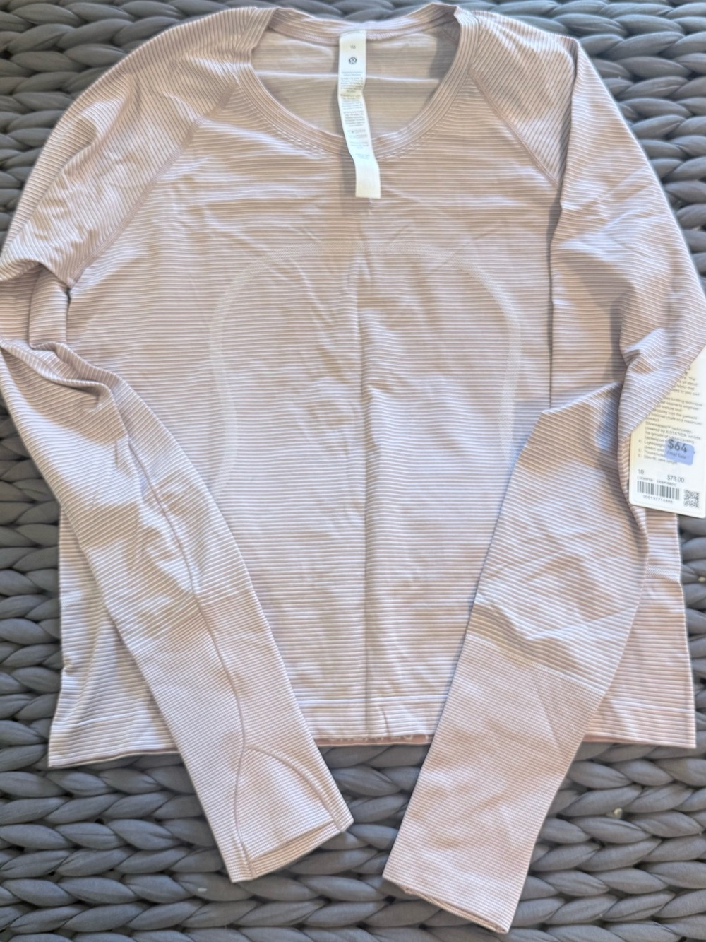 Lululemon Swiftly Tech long sleeve. Race length, size 10. NWT